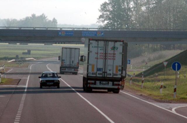 Krovinių vežta mažiau, o keleivių - daugiau nei pernai