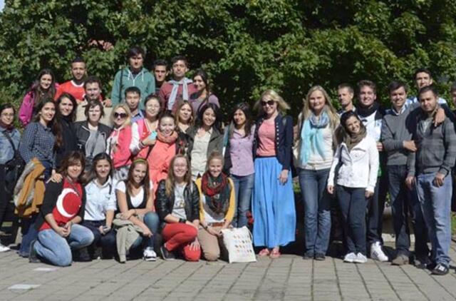 KU - 34 studentai iš įvairių pasaulio šalių