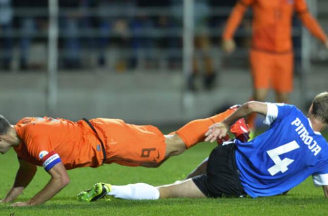 Olandijos futbolininkai nuo pralaimėjimo Estijoje išsigelbėjo pačioje rungtynių pabaigoje