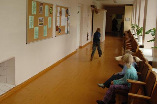 Švietimo strategija: specialistų - pagal poreikį, dvigubai daugiau įsidarbinančiųjų