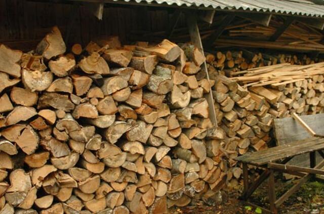 Rekordinės malkų kainos viršūnės dar nepasiekė