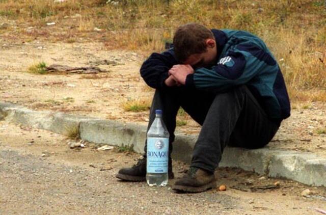 Vyrai dažnai nutyli, kad prie jų seksualiai priekabiaujama