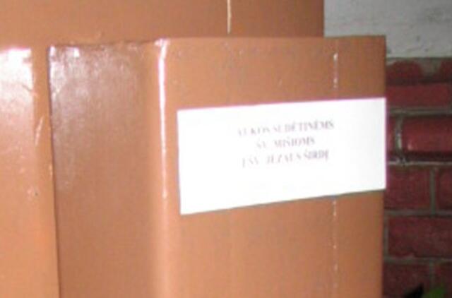 Apvogė bažnyčios aukų dėžutę