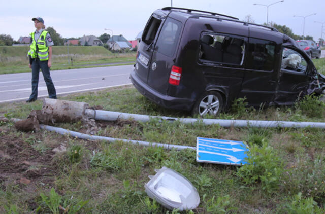 Į eismo įvykius Lietuvoje patenka kas dešimtas vairuotojas