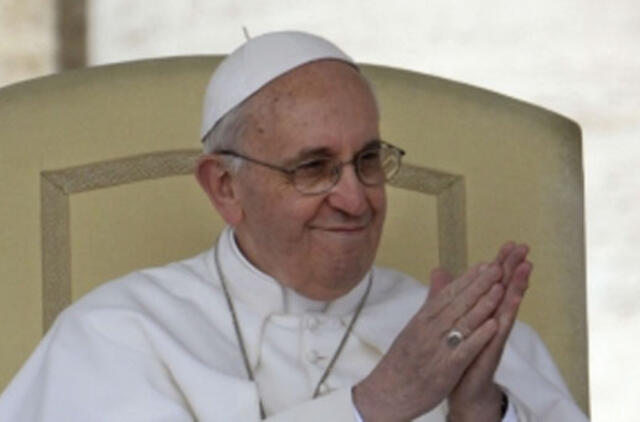 Mafija gali kėsintis į popiežių Pranciškų