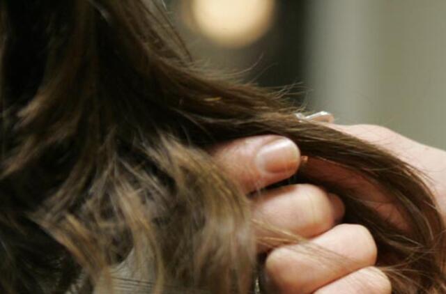 Moterį apiplėšė ir išvoliojo išmatose