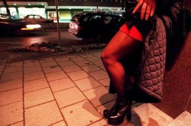 Prancūzija ketina įvesti baudas už naudojimąsi prostitučių paslaugomis