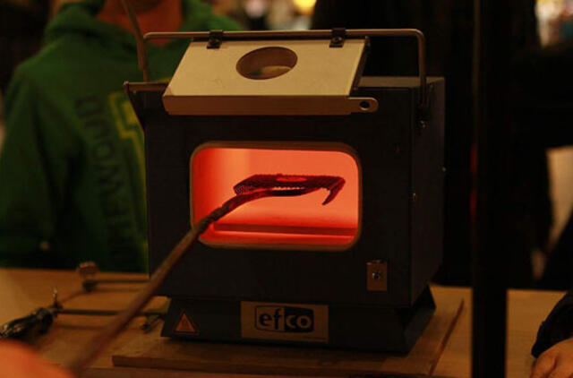 Auksakaliai pristatys papuošalą "Palinkėjimai Klaipėdai"