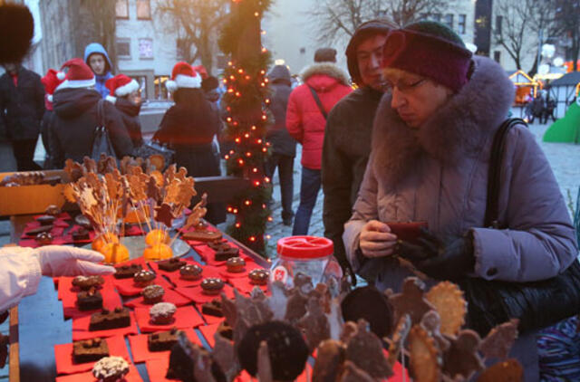 Į Teatro aikštę viliojo šokolado kvapai