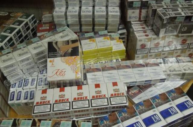 Pašte ir siuntų skyriuje - kontrabandinės cigaretės