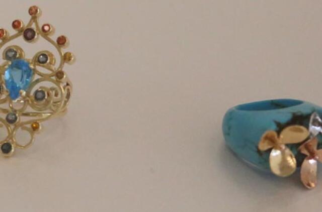 Klaipėdos krašto auksakalių parodoje - bendro papuošalo kūrimas