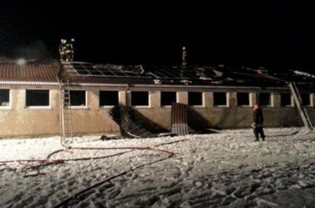 Klaipėdos rajone degė "Senex" pastatas