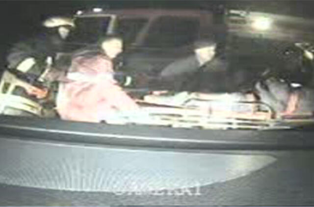 Nuo policijos sprukęs girtas vairuotojas galėjo žūti