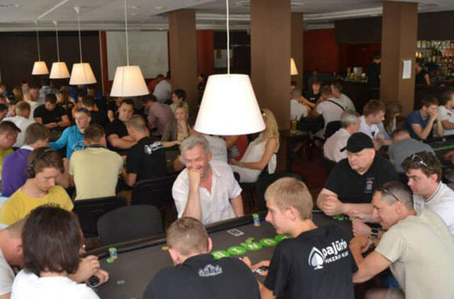 Pajūrio pokerio klube karaliauja sveikas sportinis azartas