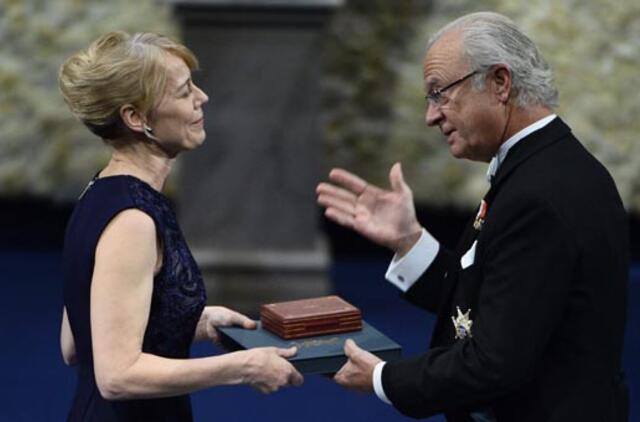 Švedijos karalius per ceremoniją Stokholme išdalino Nobelio premijas