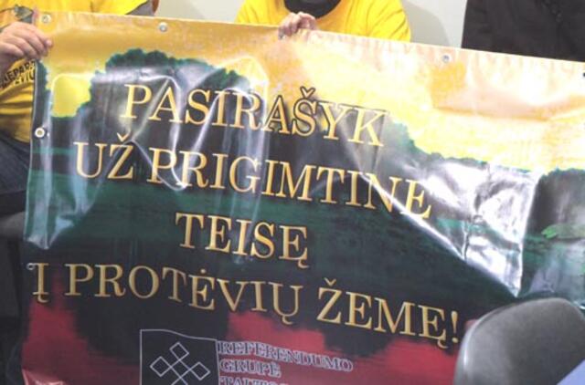 Teismas nagrinės bylą dėl VRK sprendimo privalomajam referendumui skelbti