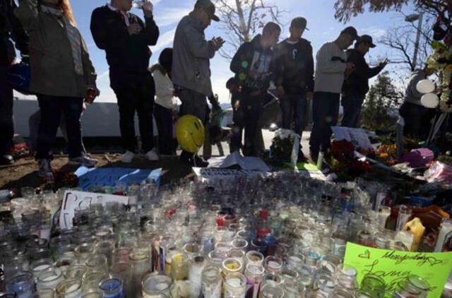 Tūkstančiai žmonių pagerbė autoavarijoje žuvusį aktorių Polą Volkerį