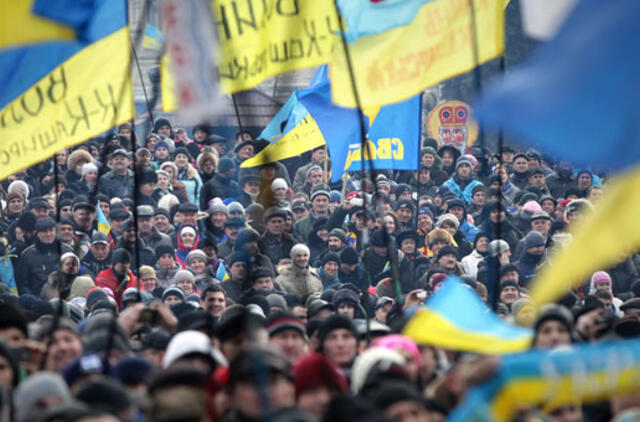 Ukrainos prezidentas pasirašė įstatymą, atleidžiantį nuo atsakomybės sulaikytus protestuotojus