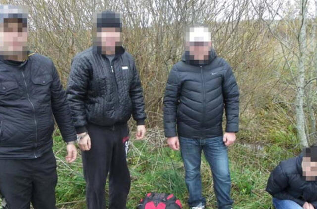 Žmogaus teisių gynėjai: pabėgėliai Lietuvoje patiria pareigūnų smurtą ir savivalę