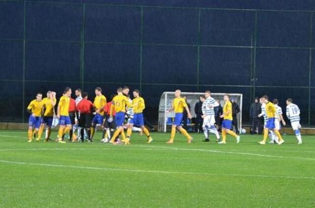 "Atlantas" nusileido Ukrainos vidutiniokams