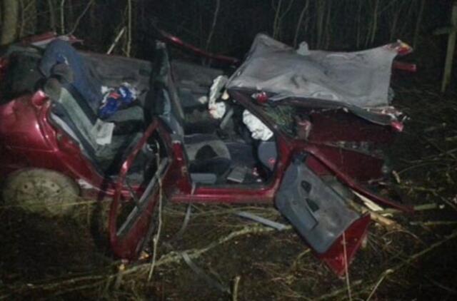 Avarija Skuodo rajone: vienas žmogus žuvo, 4 sužeisti