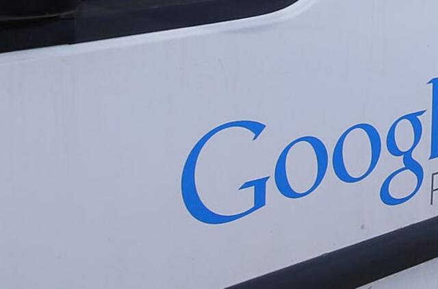 "Google" atsisakė autobusų - į darbą bendrovė savo darbuotojus vežios kateriu