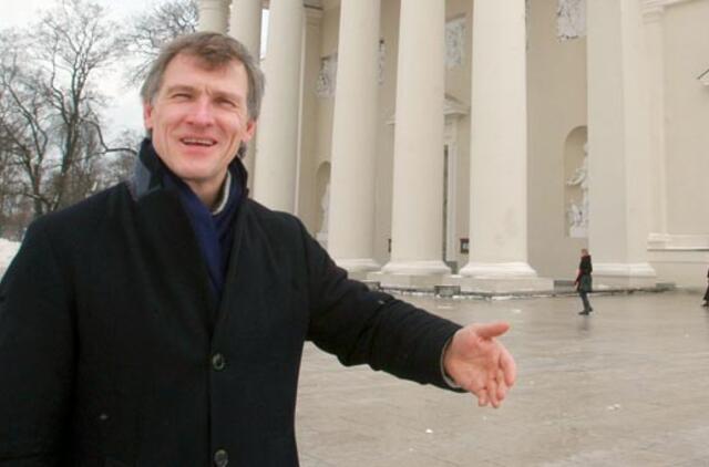 Lietuvos bankas: optimistiniais skaičiavimais euras atsipirks po 16, pesimistiniais – po 102 metų