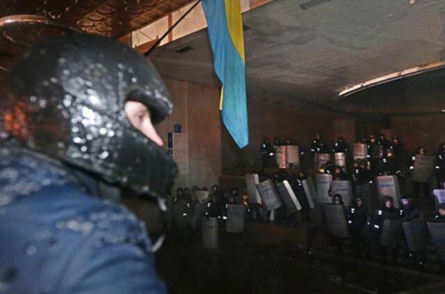 Protestuojai Kijeve užėmė Ukrainiečių rūmus