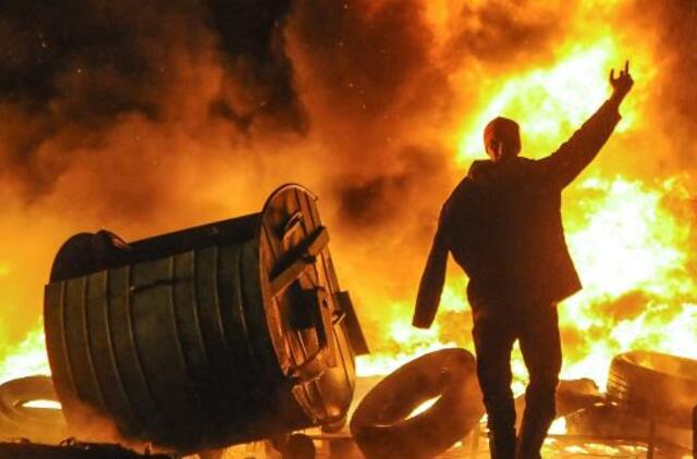 Ukraina stovi ant karinio konflikto slenksčio