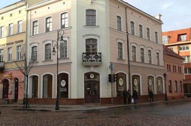 Vaistinės patalpų niekas nepanoro