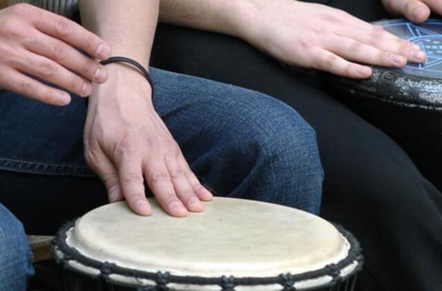 "Destruktoriai" su būgnais piktina klaipėdiečius