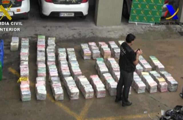 Ispanijos pakrantėje rasti 37 paketai su 900 kilogramų kokaino