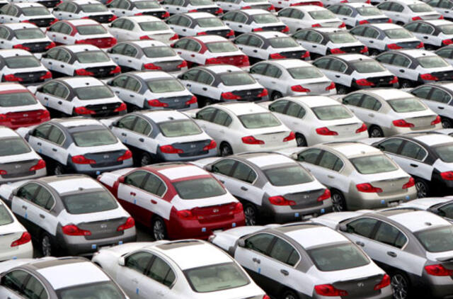 Japonijoje automobilių pardavimas kilstelėjo daugiau nei ketvirtadaliu