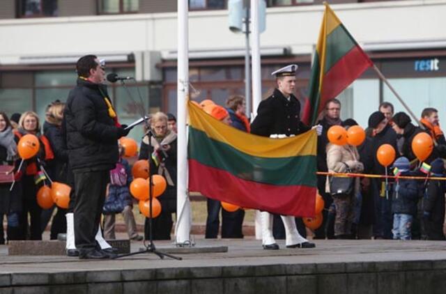Klaipėda pasidabino trispalvėmis
