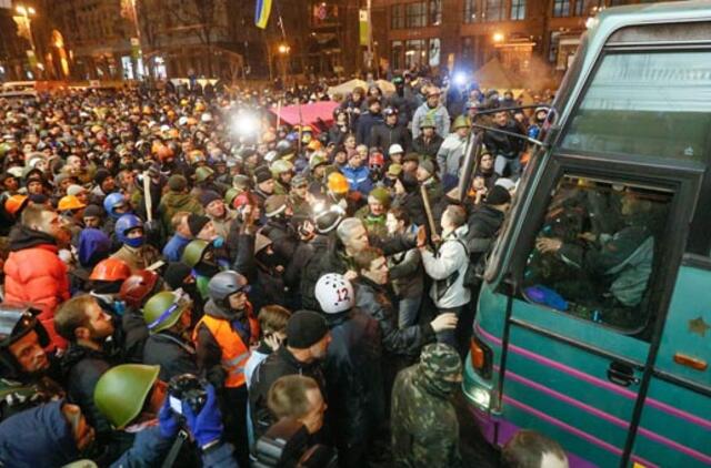 Ukrainoje išduoti buvusio biudžeto ministro ir generalinio prokuroro arešto orderiai