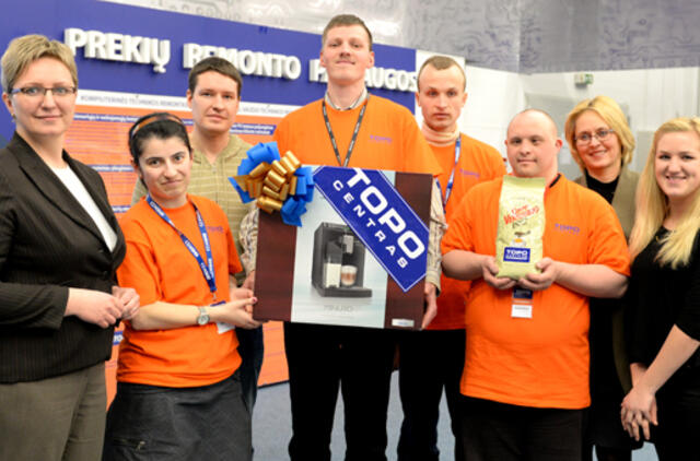 Integracija į visuomenę - per darbą ir savanorystę