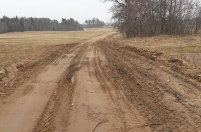 Kasdien - vis nauji apribojimai dėl polaidžio