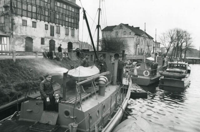 Klaipėdos akvarelės: namai ir žmonės (332)