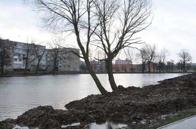 Pristatys veiksmų planą, kaip kovoti su neteisėtais aptvertais vandens telkiniais