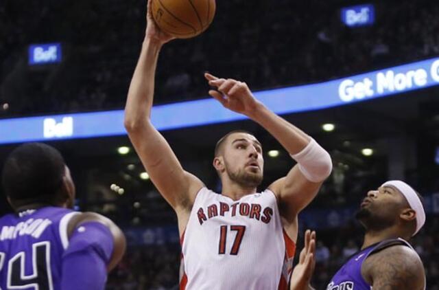 "Raptors" su Jonu Valančiūnu užsitikrino vietą atkrintamosiose varžybose