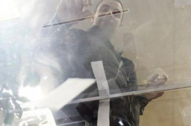 Reikiamo parašų skaičiaus nepavyko surinkti keturiems pretendentams į prezidentus