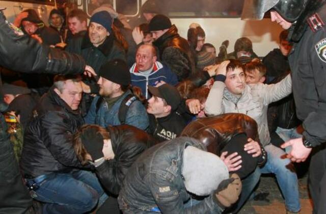 Ukrainos Donecko mieste - kruvini susirėmimai