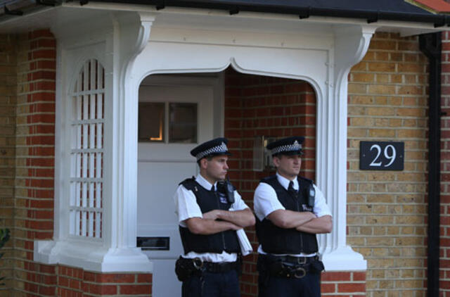 Name Londone rasti trijų mažamečių kūnai