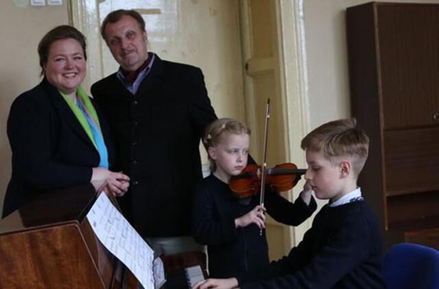 Menininkų poros: stebuklas šalia