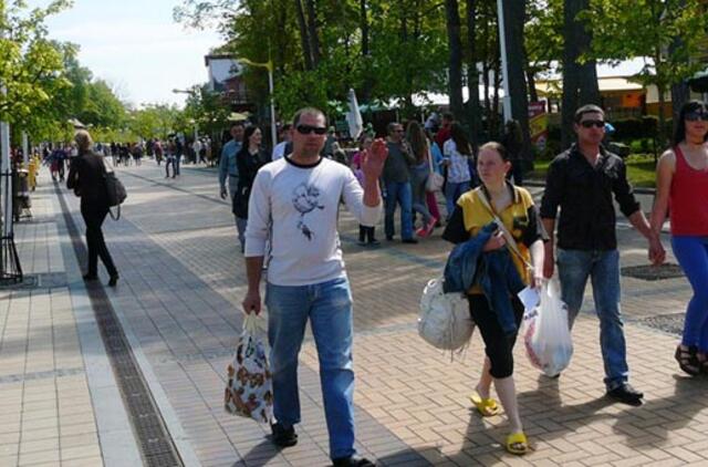 Palanga šurmuliuoja šventiniu ritmu