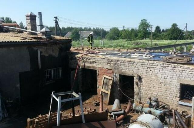 Šilutės rajone sprogo briketų cechas