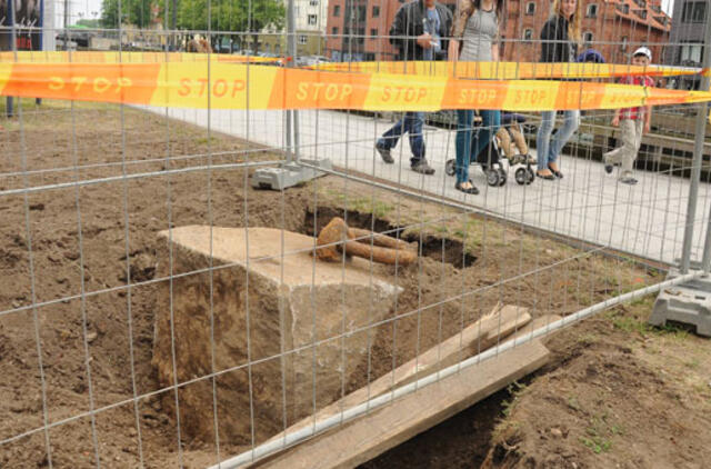 Nušveitus rūdis, paaiškės tikroji atrasto knechto kilmė