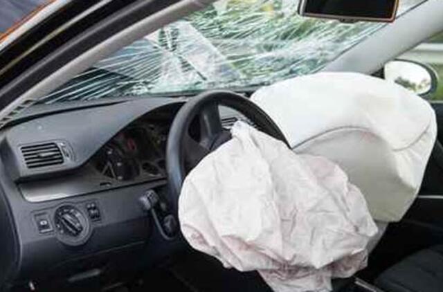 Oro pagalvės gali išsiskleisti be jokios priežasties