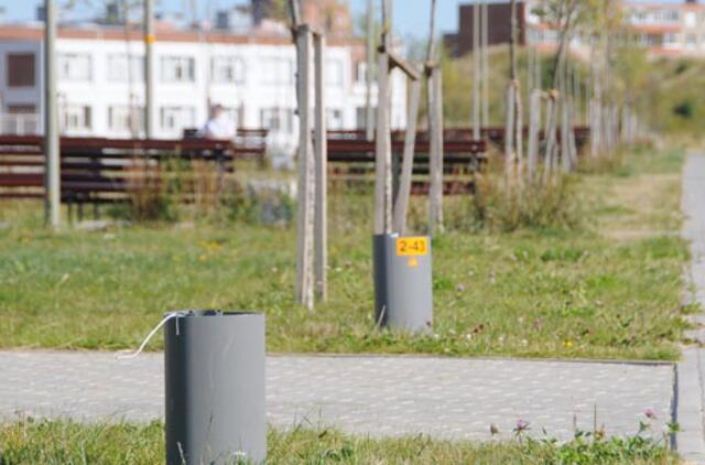 Sąjūdžio parkas nebeskendės tamsoje