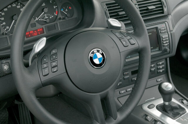 BMW dėl problemų oro pagalvių sistemoje atšaukia 1,6 mln. automobilių